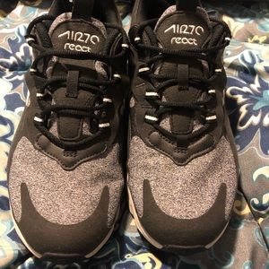 Nike Air Max 270